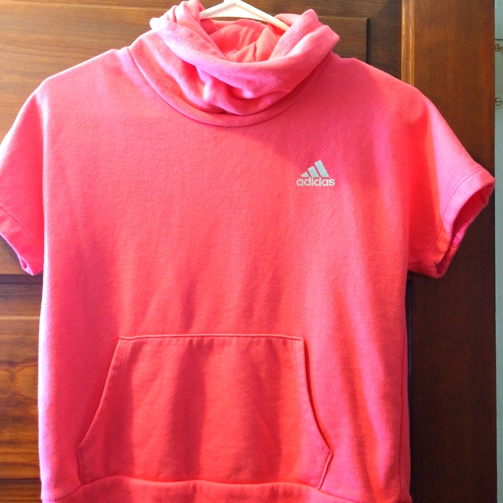 Adidas Short sleeve pullover
